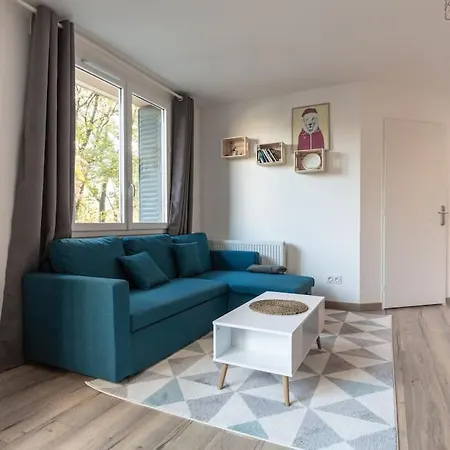 Διαμέρισμα T2 Proche Centre Avec Parking *
